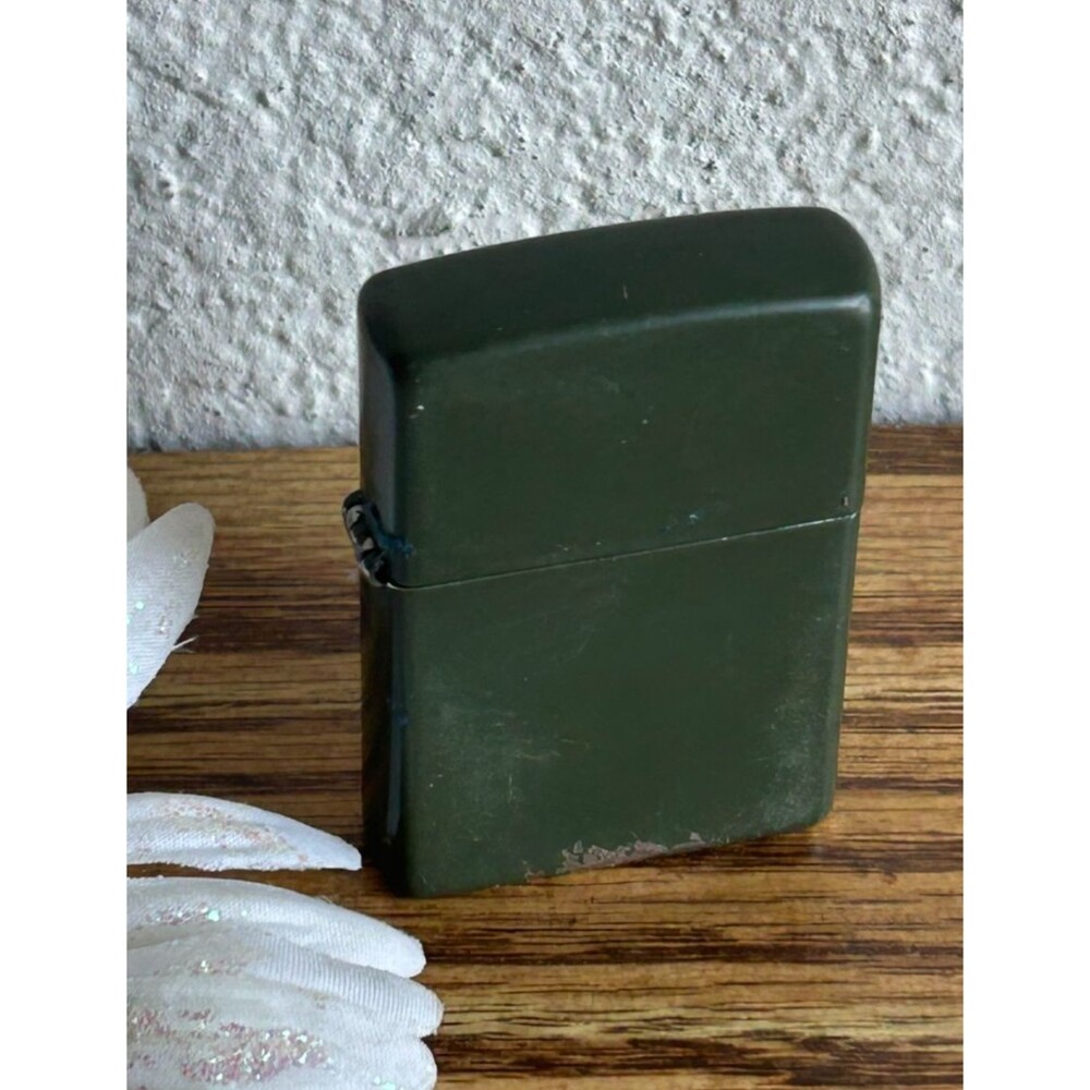 Zippo Green Matte Finish Lighter Full Size Windproof Pocket Lighter
